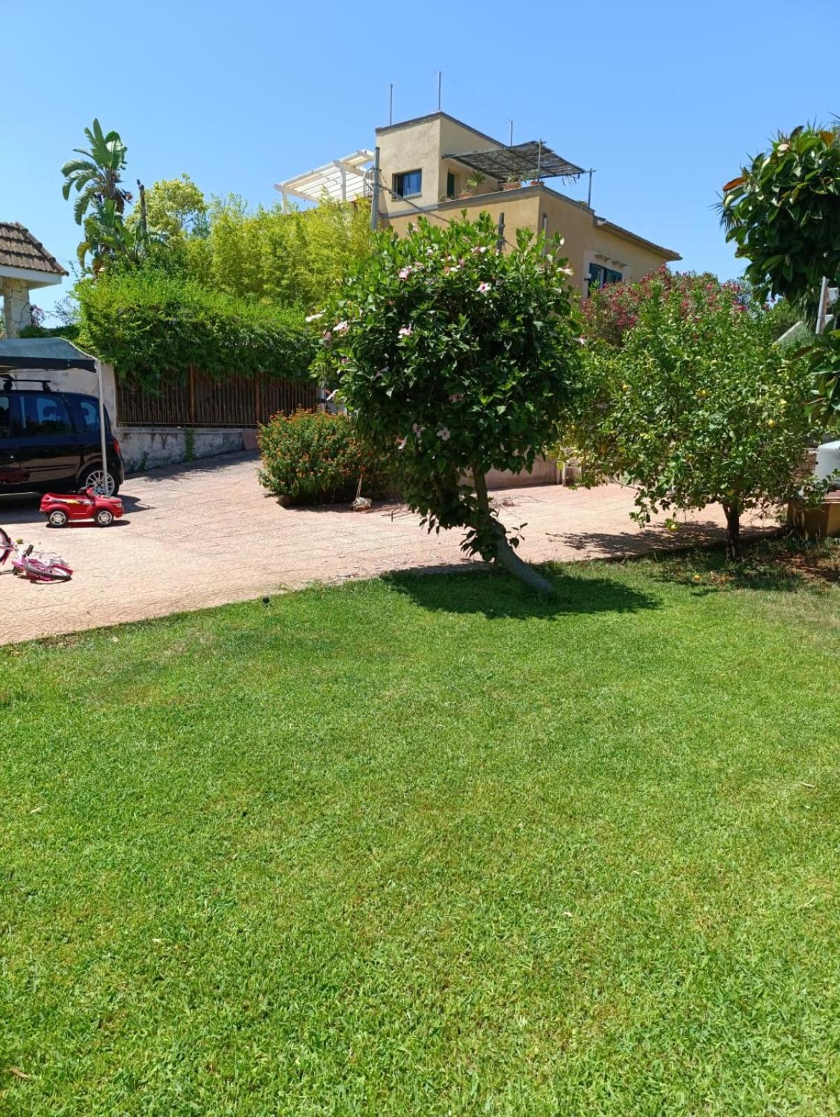 Casa In Giardino A Pochi Passi Dal Mare Villa Palermo Kültér fotó