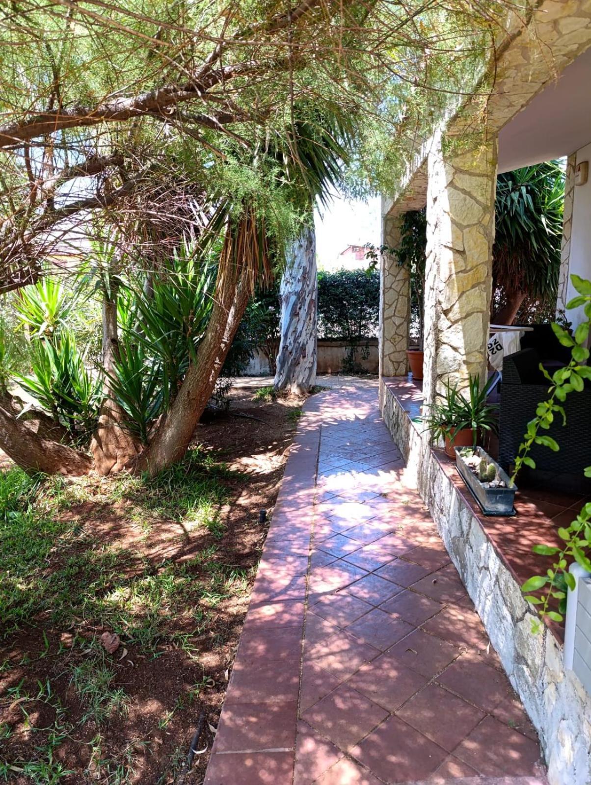 Casa In Giardino A Pochi Passi Dal Mare Villa Palermo Kültér fotó